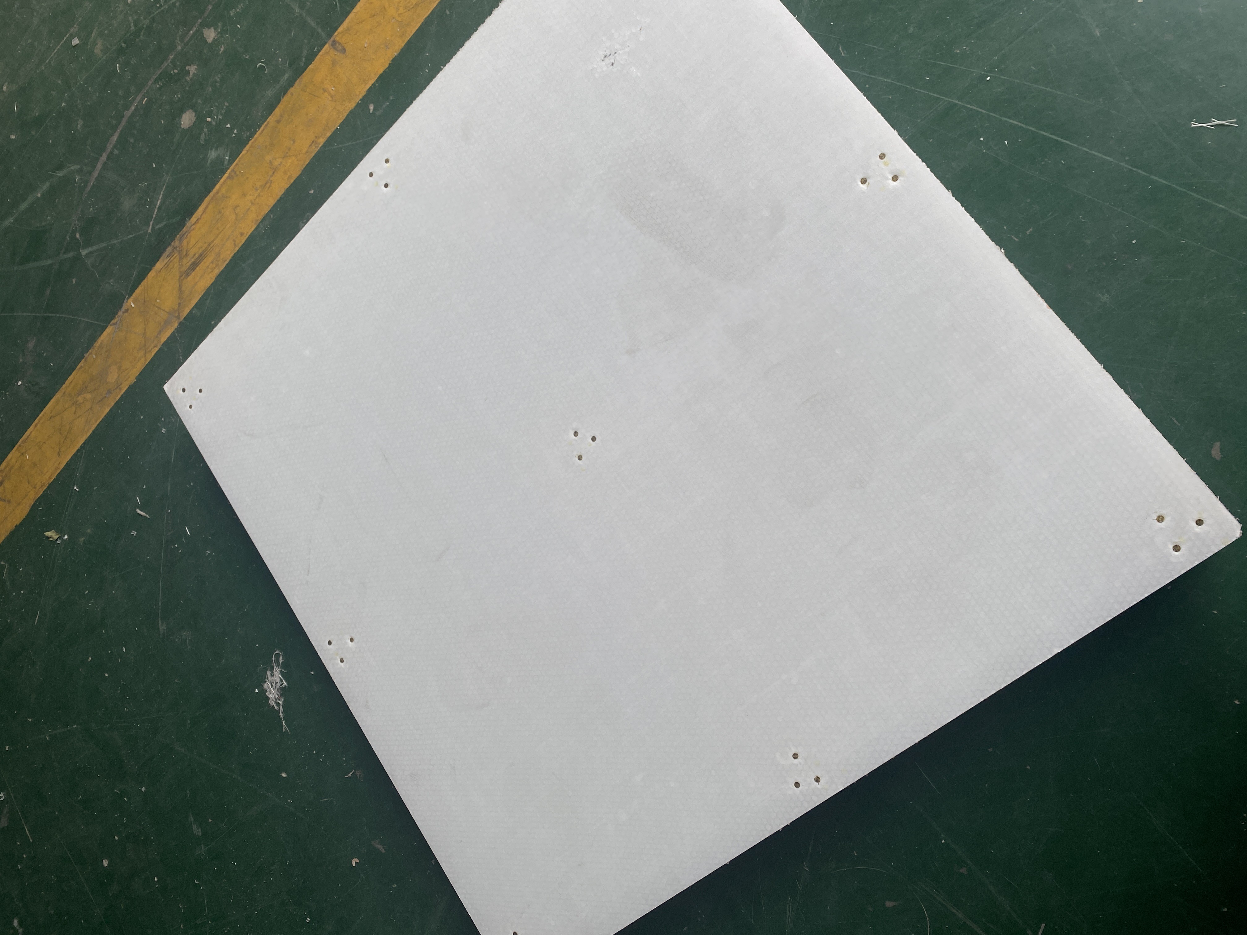 ガラス繊維トレイ3